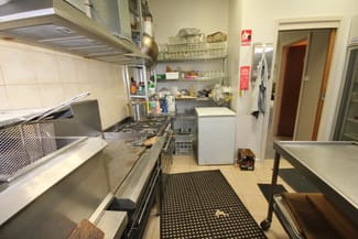 Shop & Retail commercial property leased at 3 Barlyn Road Mount Waverley VIC 3149