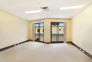 Showrooms / Bulky Goods commercial property leased at 13/538 Gardeners Rd Alexandria NSW 2015