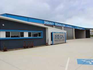 Factory, Warehouse & Industrial commercial property leased at 7/57 Heinemann Road Wellcamp QLD 4350