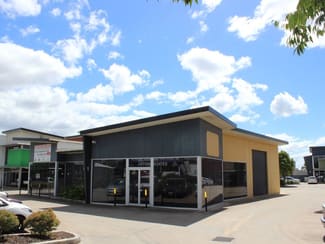 Factory, Warehouse & Industrial commercial property leased at 1/189 Anzac Avenue Harristown QLD 4350