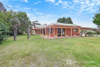 Rural / Farming commercial property sold at 27 Settlers Road Chiltern VIC 3683