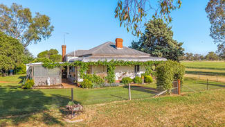 Rural / Farming commercial property sold at 2177 Oxley Highway Tamworth NSW 2340