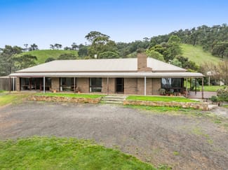 Rural / Farming commercial property for sale at 360 Simons Hill Road Wallan VIC 3756 Rural / Farming commercial property for sale at 360 Simons Hill Road Wallan VIC 3756