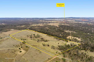 Rural / Farming commercial property for sale at "Cooby Crest" 101 Pipeline Road Meringandan QLD 4352