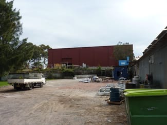 Factory, Warehouse & Industrial commercial property leased at 1/39-41 Doyle Avenue Unanderra NSW 2526