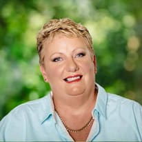 Lyn Sills
