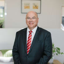 Mark Howlett