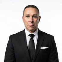 Steven Komijat