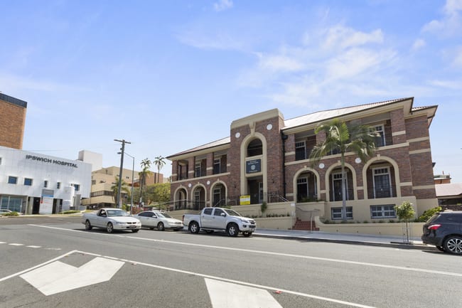 77 East Street Ipswich QLD 4305 77 East Street Ipswich QLD 4305