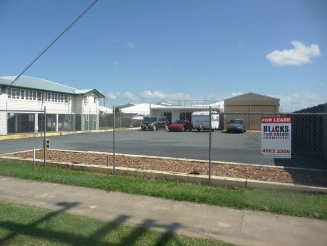 3 Peak Downs Highway Racecourse QLD 4740