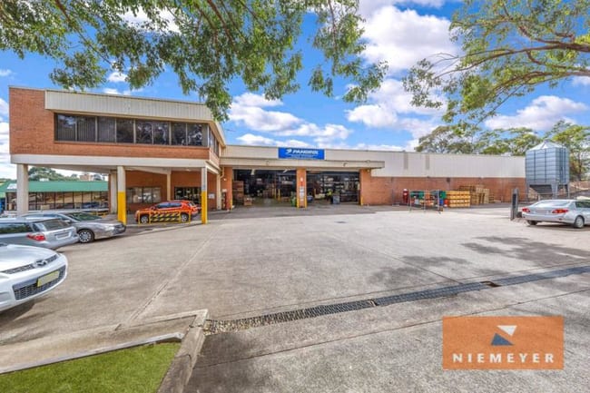 1 Gibbon Road Winston Hills NSW 2153 1 Gibbon Road Winston Hills NSW 2153