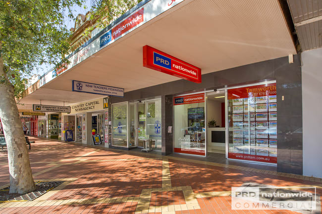 287 Peel Street Tamworth NSW 2340 287 Peel Street Tamworth NSW 2340