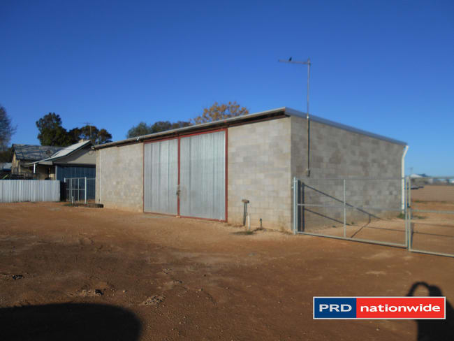 398 Dairtnunk Avenue Cardross VIC 3496 398 Dairtnunk Avenue Cardross VIC 3496
