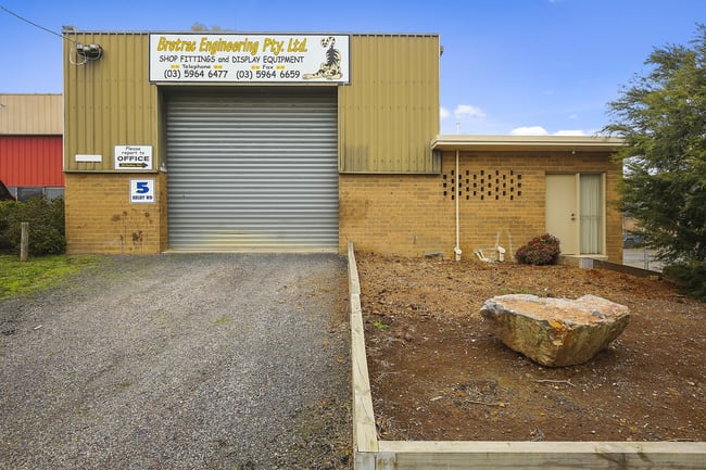 5 Selby Road Woori Yallock VIC 3139