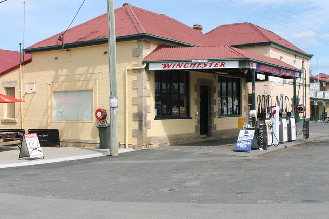 16 Patrick Street Bothwell TAS 7030 16 Patrick Street Bothwell TAS 7030