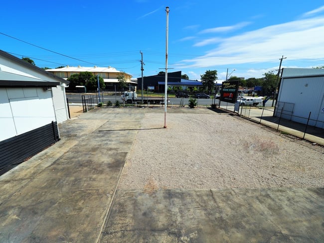 54 Klingner Rd Redcliffe QLD 4020