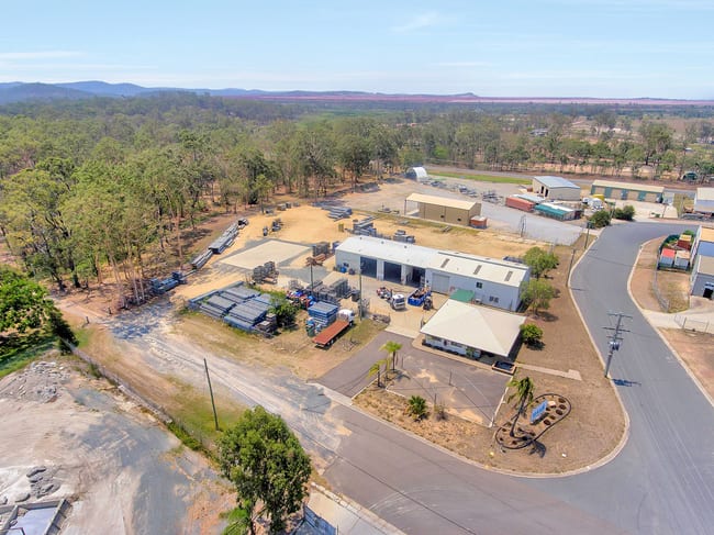 16 Dennis Street Boyne Island QLD 4680 16 Dennis Street Boyne Island QLD 4680