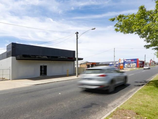 Showroom/250 York Street Sale VIC 3850