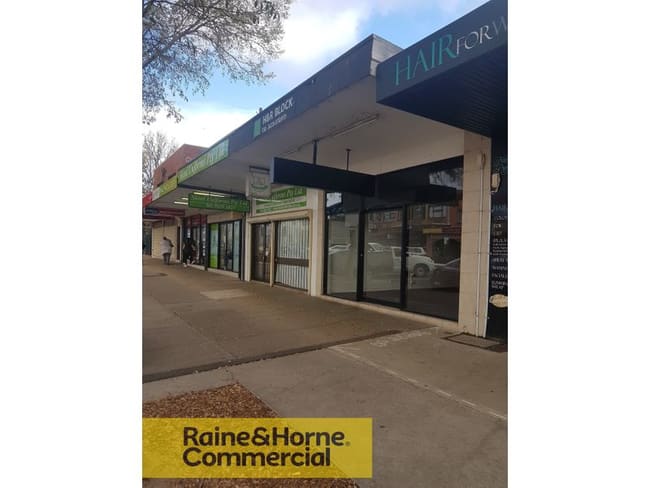 45 Oxford Road Ingleburn NSW 2565 45 Oxford Road Ingleburn NSW 2565