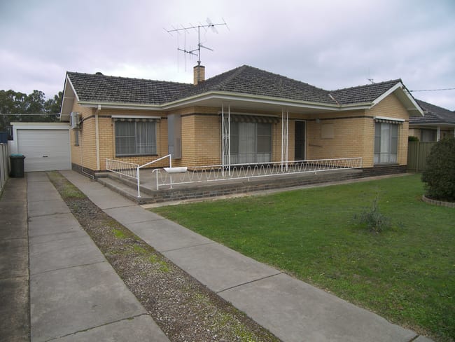 76 Midland Highway Epsom VIC 3551 76 Midland Highway Epsom VIC 3551