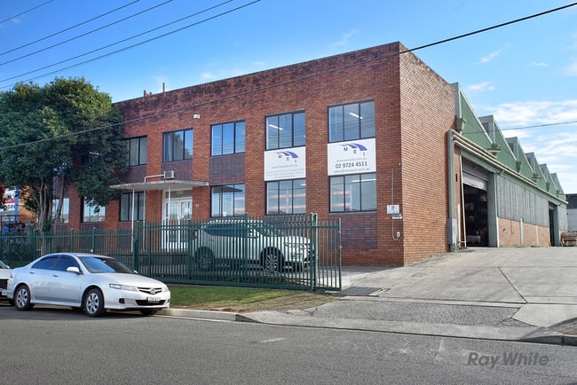 31-33 Lisbon Street Fairfield East NSW 2165