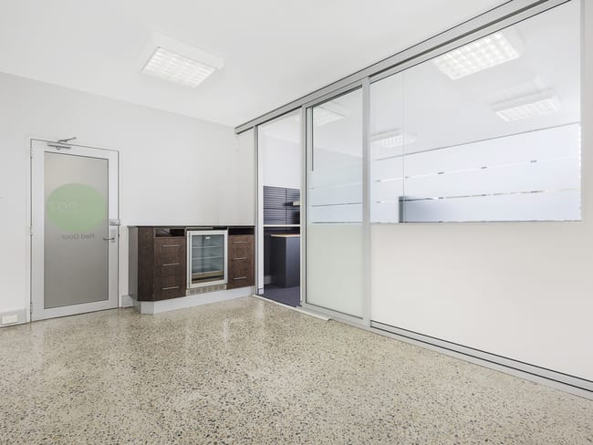 207/6 - 8 Clarke Street Crows Nest NSW 2065 207/6 - 8 Clarke Street Crows Nest NSW 2065
