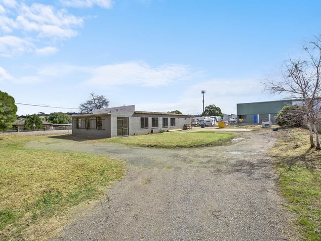 30 Mornington Tyabb Road Tyabb VIC 3913 30 Mornington Tyabb Road Tyabb VIC 3913