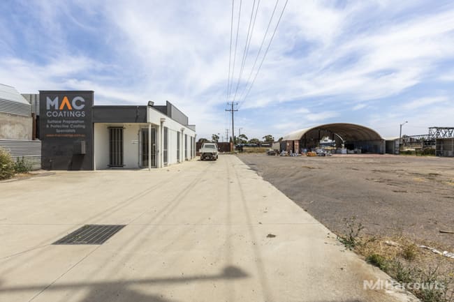 1-5 Coonil Crescent North Shore VIC 3214