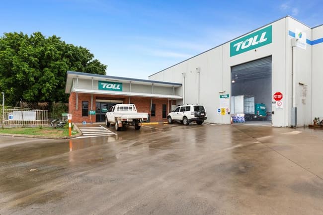 236- 238 Lion Creek Road West Rockhampton QLD 4700 236- 238 Lion Creek Road West Rockhampton QLD 4700