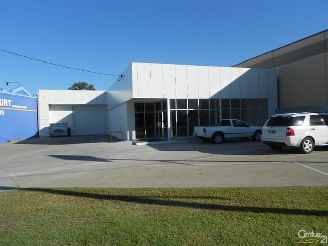 359 Yaamba Road Park Avenue QLD 4701 359 Yaamba Road Park Avenue QLD 4701