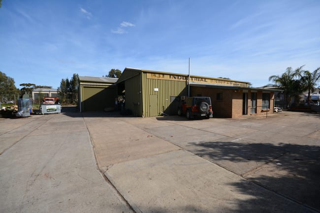 8 Palina Road Smithfield SA 5114 8 Palina Road Smithfield SA 5114