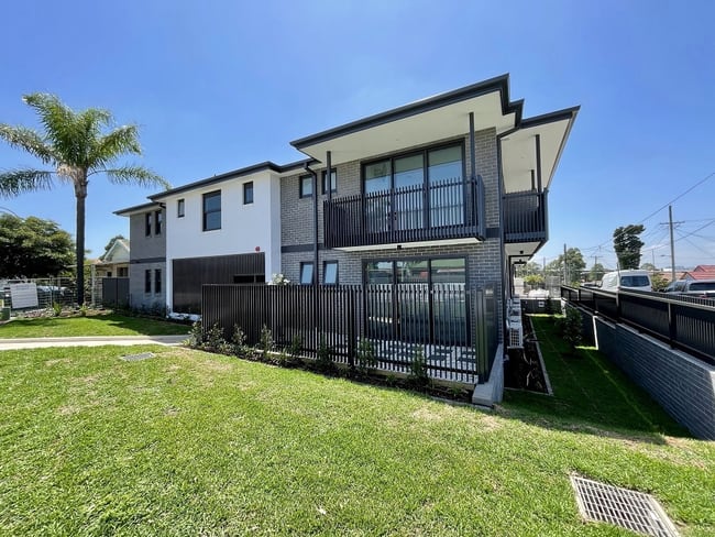 111 Woodville Rd Granville NSW 2142 111 Woodville Rd Granville NSW 2142
