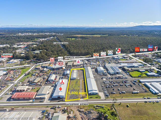 2/124 Princes Highway South Nowra NSW 2541 2/124 Princes Highway South Nowra NSW 2541