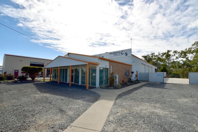 14 Neil Street Clinton QLD 4680 14 Neil Street Clinton QLD 4680