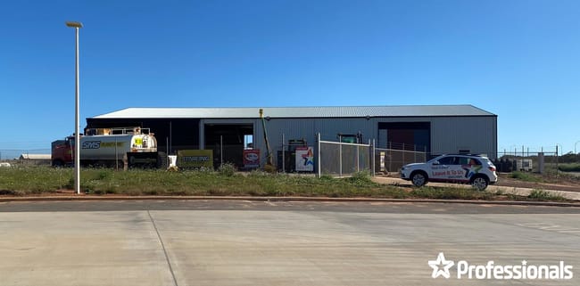 1 Bundaleer Road Meru WA 6530 1 Bundaleer Road Meru WA 6530