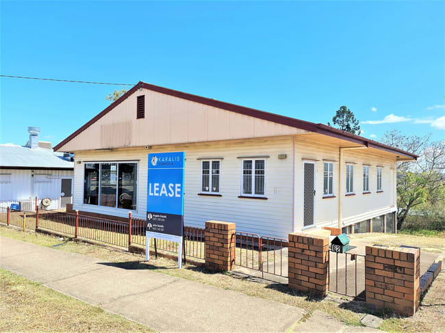 62 Downs Street North Ipswich QLD 4305 62 Downs Street North Ipswich QLD 4305