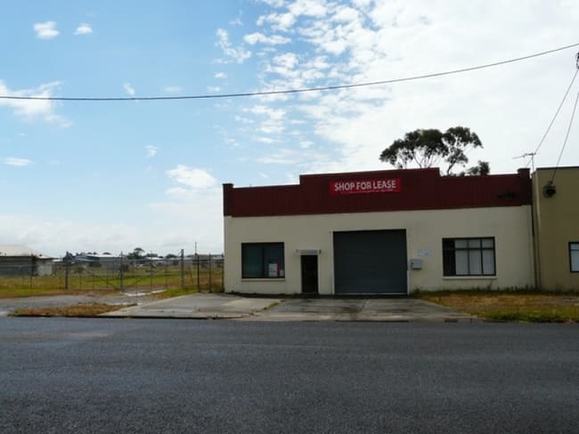 122-124 Waterloo Road Trafalgar VIC 3824 122-124 Waterloo Road Trafalgar VIC 3824