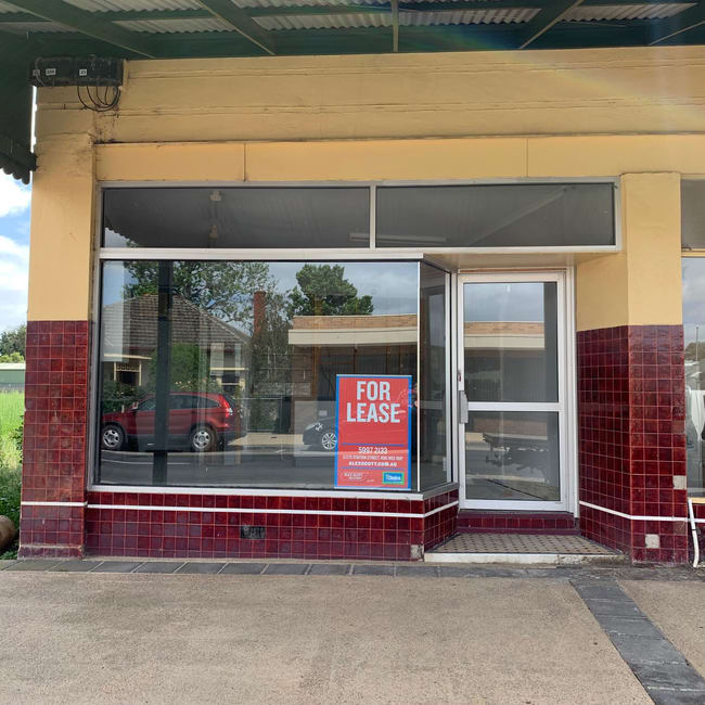 Shop 1/21-23 Westernport Road Lang Lang VIC 3984 Shop 1/21-23 Westernport Road Lang Lang VIC 3984