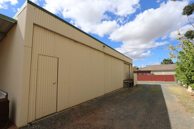 113 Hoskins Street Temora NSW 2666 113 Hoskins Street Temora NSW 2666