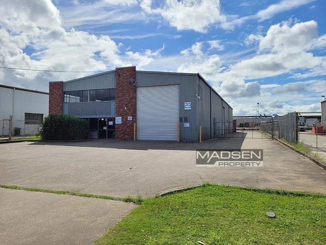 23 Suscatand Street Rocklea QLD 4106 23 Suscatand Street Rocklea QLD 4106