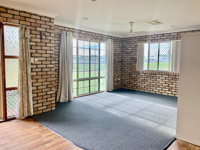 998 - 1002 Yaamba Road Parkhurst QLD 4702 998 - 1002 Yaamba Road Parkhurst QLD 4702
