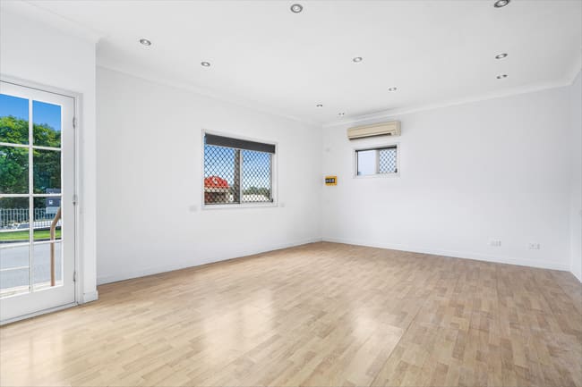 60 Wilkie St Yeerongpilly QLD 4105 60 Wilkie St Yeerongpilly QLD 4105