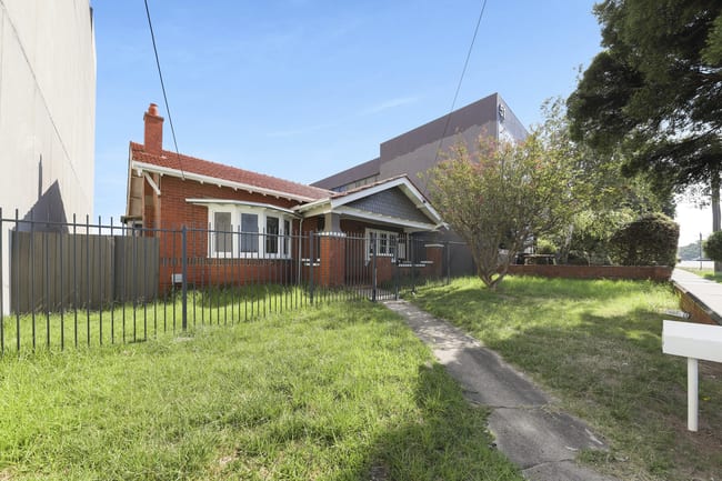 49 Princes Highway Dandenong VIC 3175 49 Princes Highway Dandenong VIC 3175