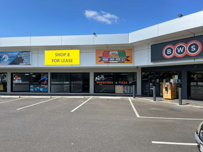 8/193 Swallow Street Mooroobool QLD 4870