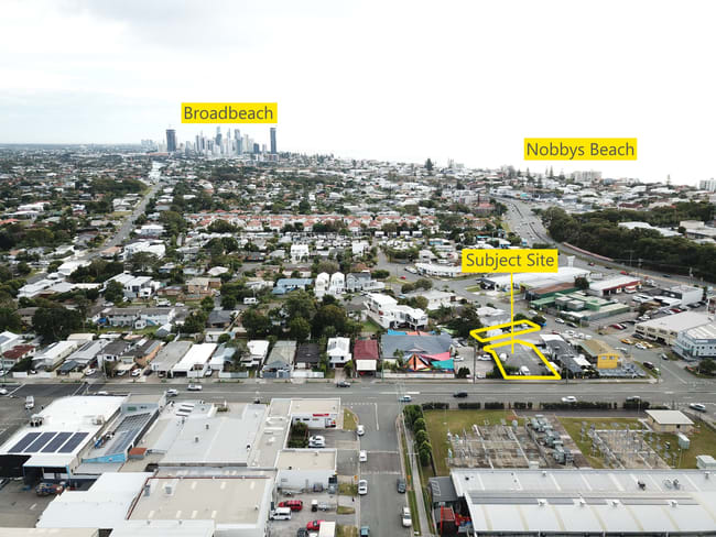 15 Pacific Avenue Miami QLD 4220 15 Pacific Avenue Miami QLD 4220