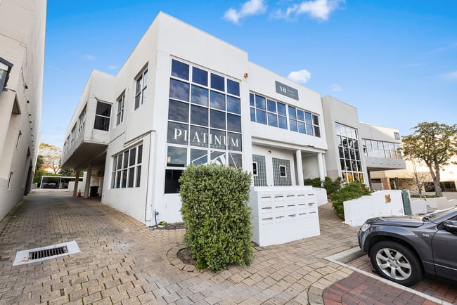 10/18 Kearns Cres Ardross WA 6153 10/18 Kearns Cres Ardross WA 6153