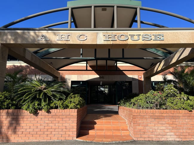 14 Carrara Street Benowa QLD 4217 14 Carrara Street Benowa QLD 4217