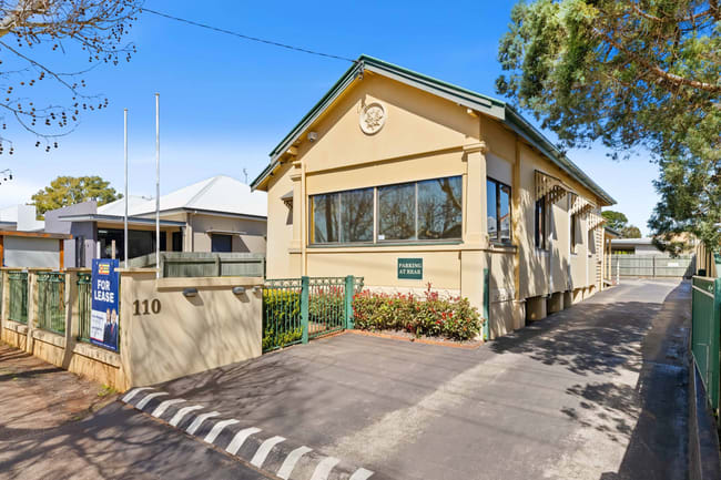 Offices/110 Herries Street East Toowoomba QLD 4350 Offices/110 Herries Street East Toowoomba QLD 4350