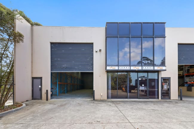 Unit 9/2 Railway Avenue Oakleigh VIC 3166