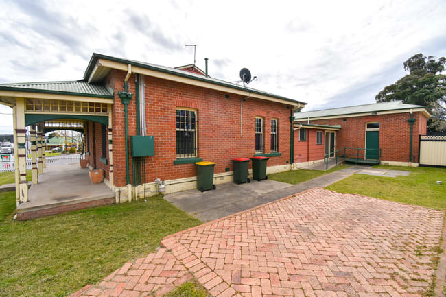 72 Sydney Road Kelso NSW 2795 72 Sydney Road Kelso NSW 2795
